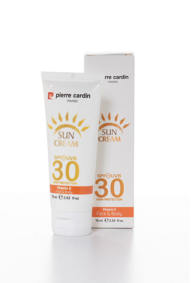 PIERRE CARDIN СЛЪНЦЕЗАЩИТЕН КРЕМ ЛИЦЕ И ТЯЛО 30 SPF 75 ml